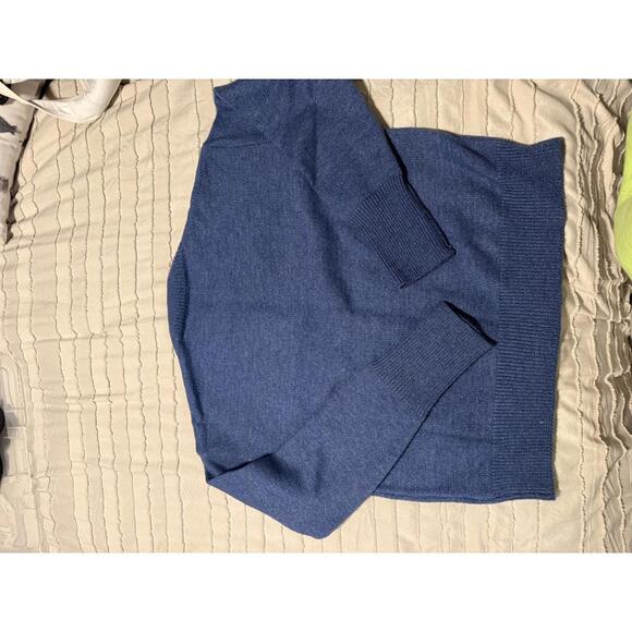 women's Blue Crew Neck Sweater Size S - Picture 4 of 4